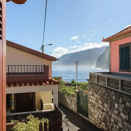Holiday home Casa De Pedra *