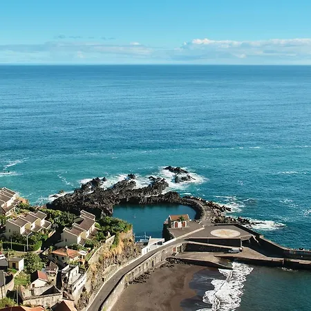 Casa De Pedra Seixal (Madeira)