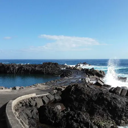 Casa De Pedra Seixal (Madeira)