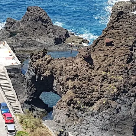 Casa De Pedra * Seixal (Madeira)
